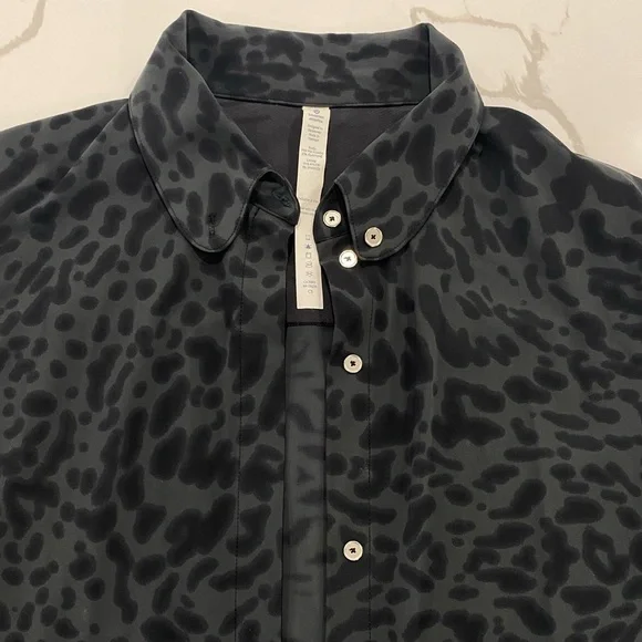 Lululemon button up animal print shirt - Picture 3 of 11